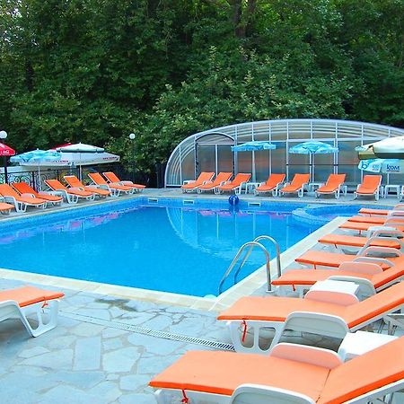 Family Prim Hotel Sandanski Bagian luar foto